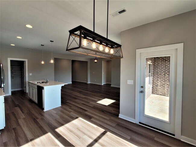 Building Photo - Home for Rent in Meridianville, AL!!!  Ava...