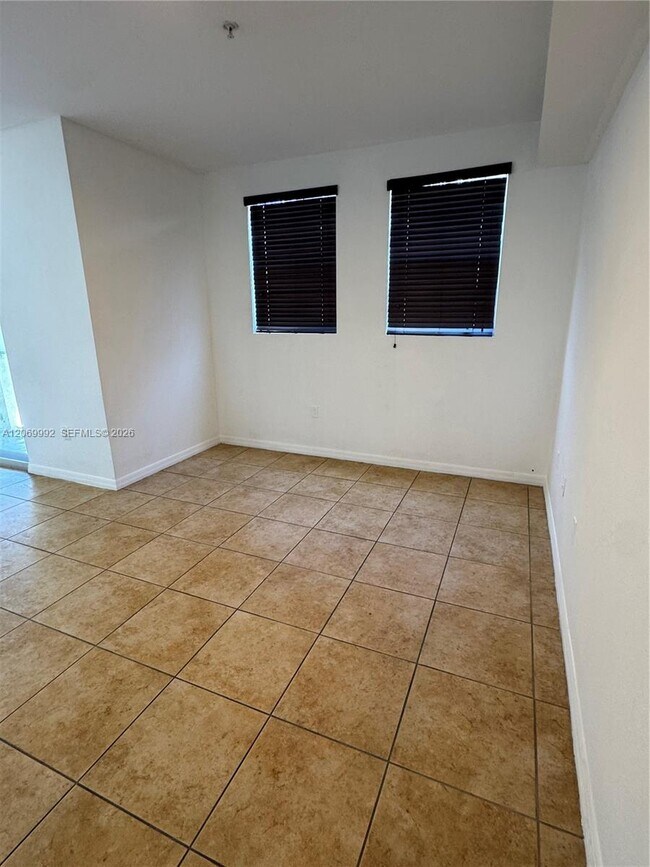 Building Photo - 10870 NW 88th Terrace