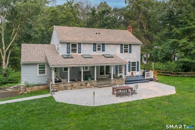 Building Photo - 85 Thayer Dr