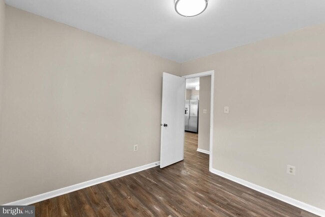 Building Photo - 6100 Hellen Lee Dr