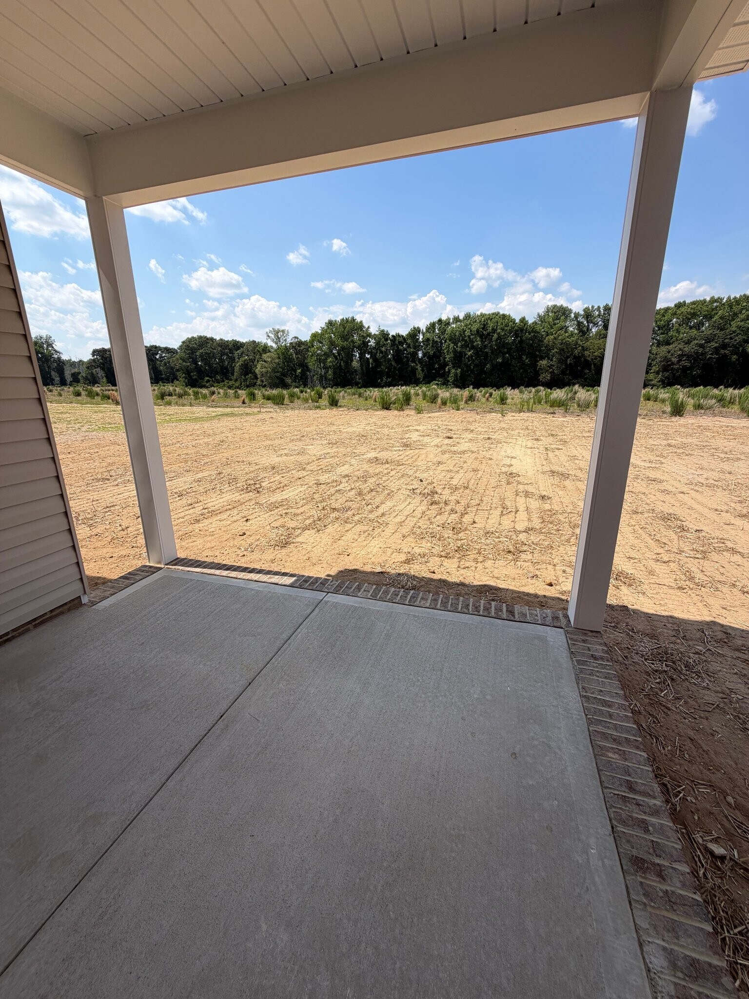 Building Photo - 407 Creeks Edge Dr