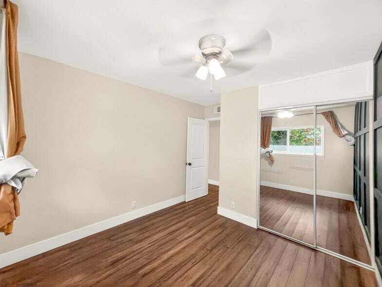 Building Photo - 8162 Havasu Cir