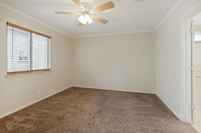 Building Photo - Charming 3-Bedroom, 2-Bathroom Home in Judson Crossing