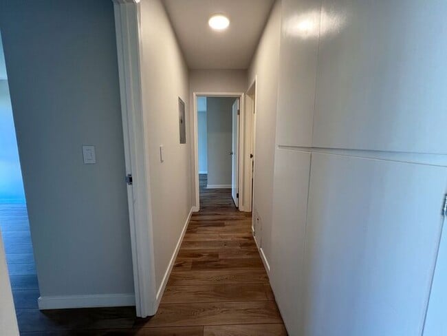 Building Photo - Condo Unit Available
