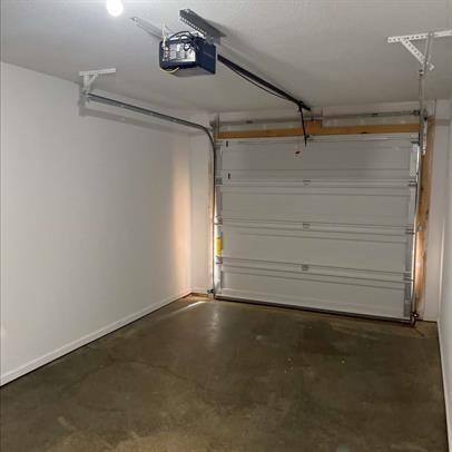 Building Photo - 131 SW 145th Rd