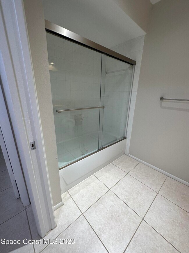 Building Photo - 1880 Long Iron Dr