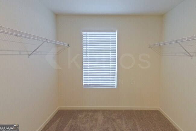 Building Photo - 108 Flat Rock Ml Trl