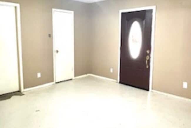 Building Photo - 6009 Colt Dr