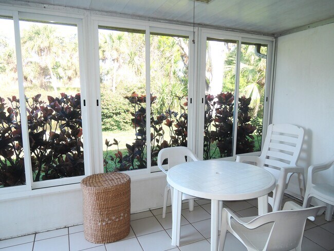 Building Photo - 944 Savannas Point Dr