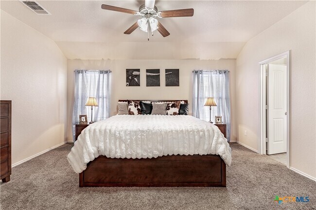Building Photo - 605 Cody James Dr