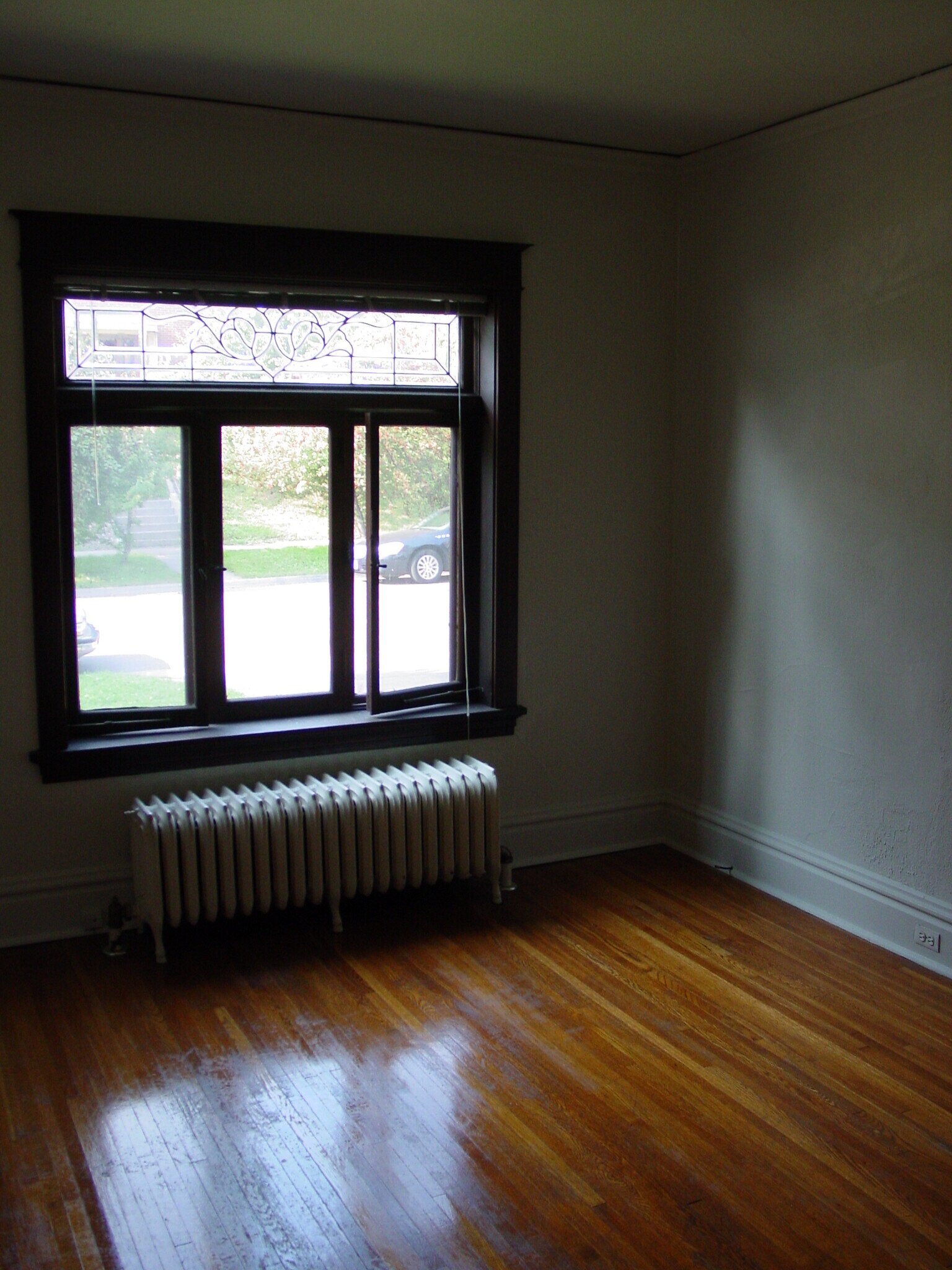 living room - 1814 Jefferson St