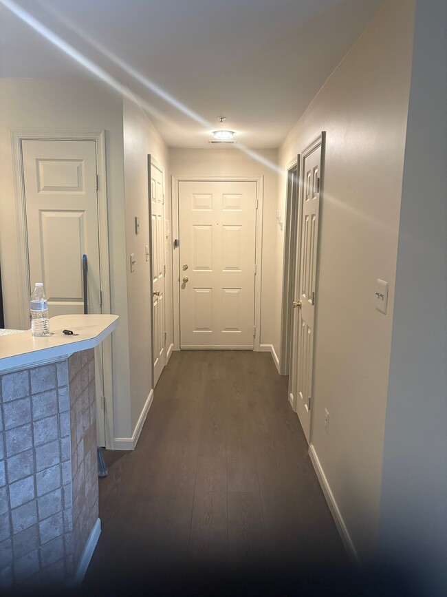 Building Photo - 2502 Driftwood Ct