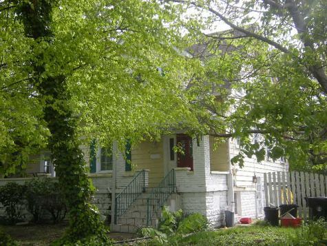 Corner lot - 4563 S 1st St