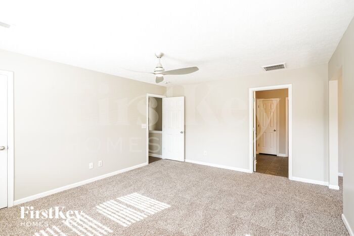 Building Photo - 1660 Comanche Run
