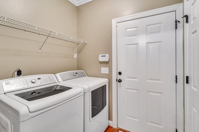 Building Photo - 1692 Preston Woods Dr