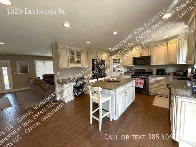 Building Photo - 1020 Eastridge Rd