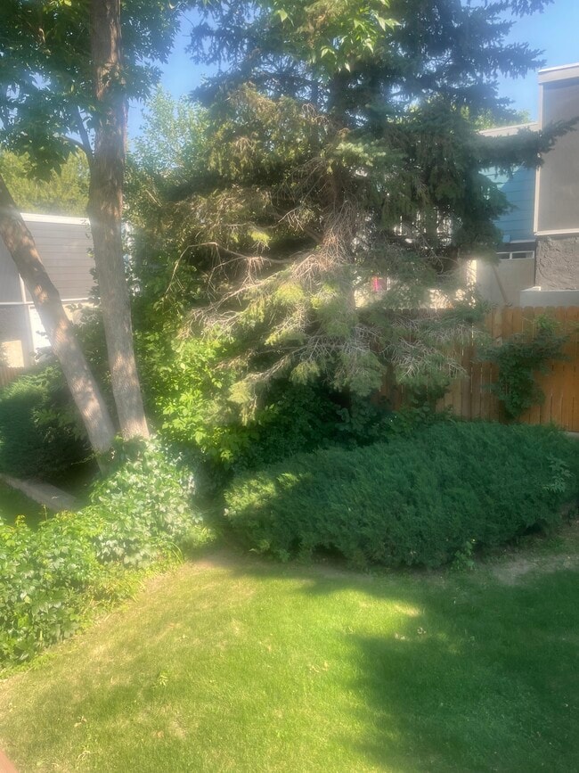 Building Photo - 9407 W 64th Way