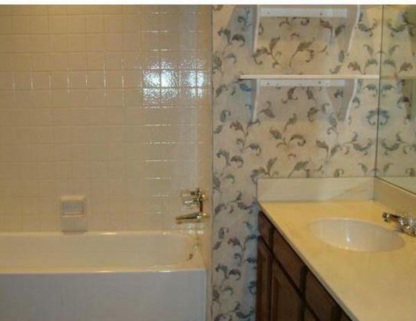 Building Photo - 4400 Hemingway Dr