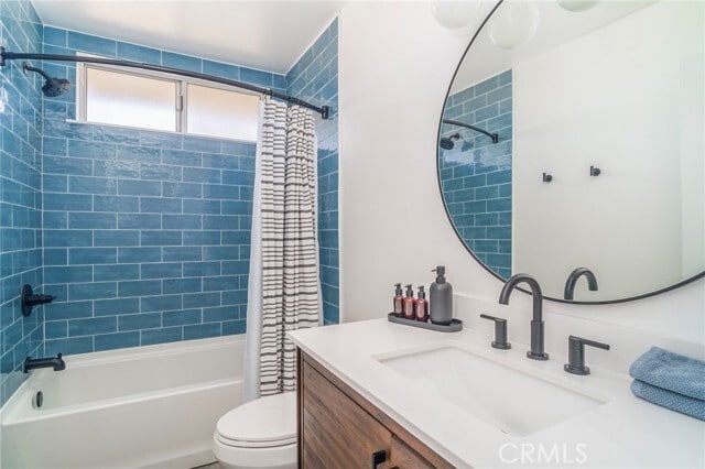 Building Photo - 61660 Valley View Dr