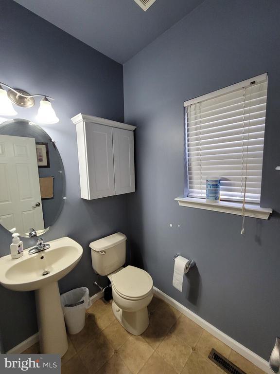 Building Photo - 510 Clearview Dr