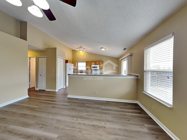 Building Photo - 1335 Grand Canyon Cir