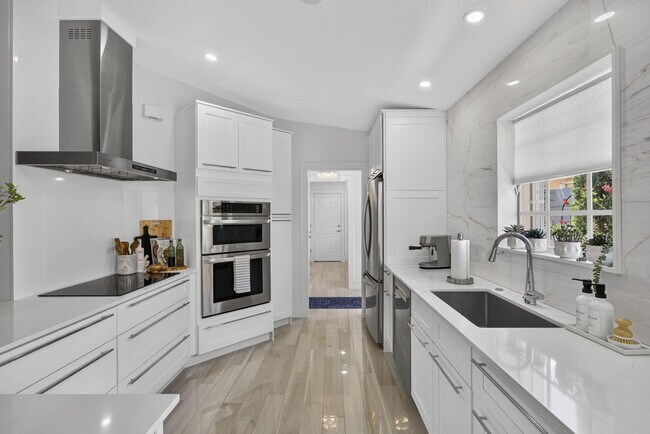 Building Photo - 3143 Verdmont Ln