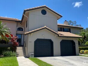 Building Photo - 9035 Vineyard Lake Dr