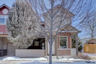 Building Photo - Longmont 3-bedroom townhome for rent