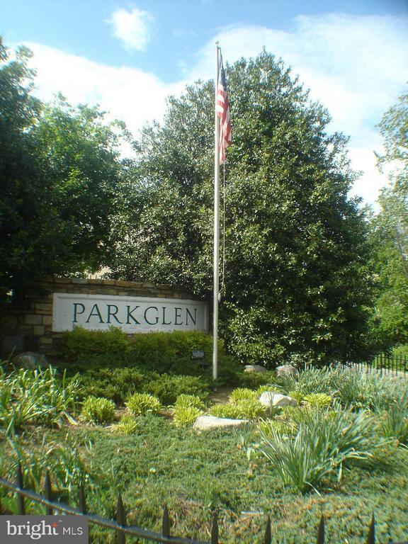 Building Photo - 806 S Arlington Mill Dr