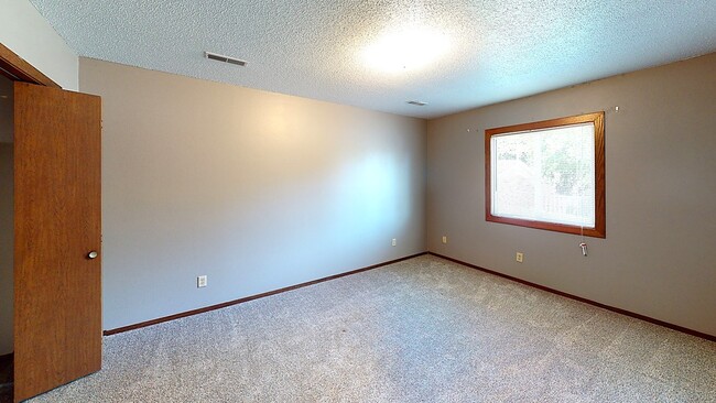Building Photo - 1514 Cedar St