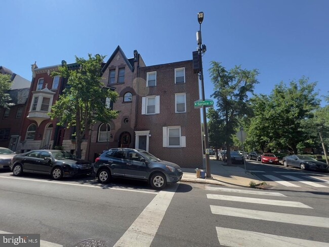 Building Photo - 2430 Spruce St
