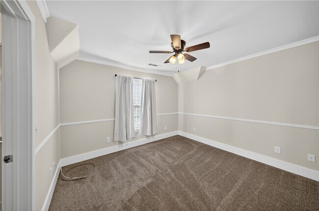 Building Photo - 1221 Chancery Ln