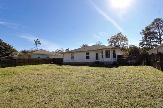 Building Photo - 3151 Forrest Ave