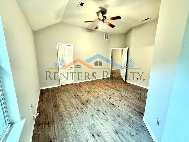 Building Photo - 122 Sunset Ridge