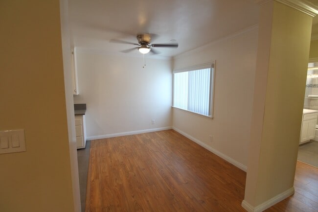 Interior Photo - Edgewood Village