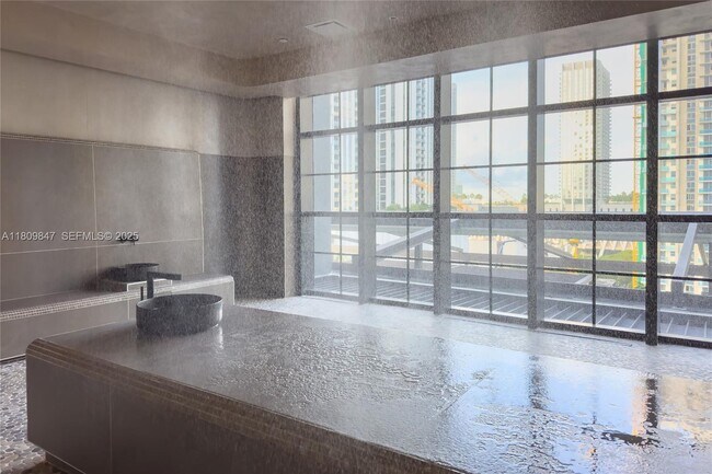 Building Photo - 159 NE 6th St