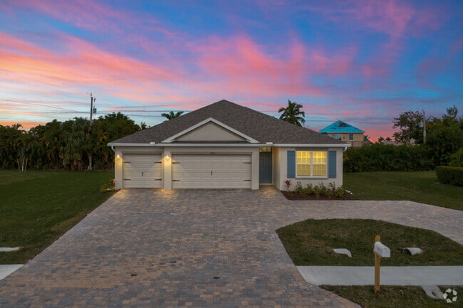 Building Photo - 1903 Cape Coral Pky W