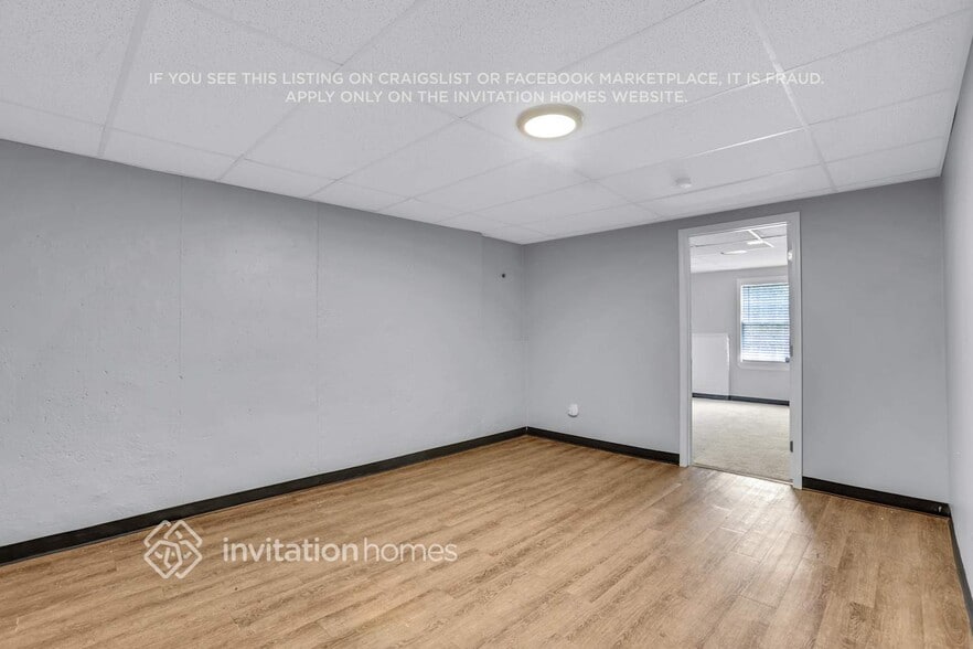 Building Photo - 1201 Springmont Ct