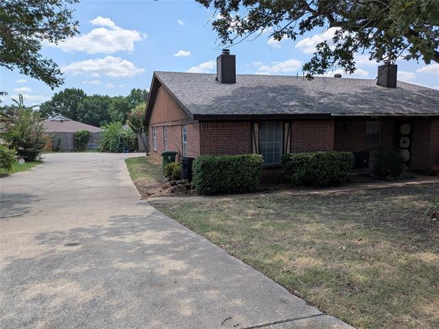 Building Photo - 7022 Lincoln Dr