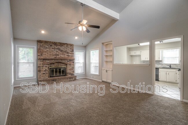 Building Photo - 16317 E 28th St S