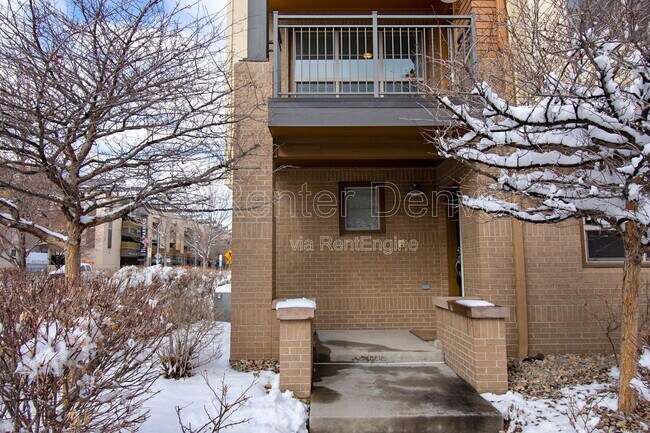 Building Photo - 492 S Saulsbury St