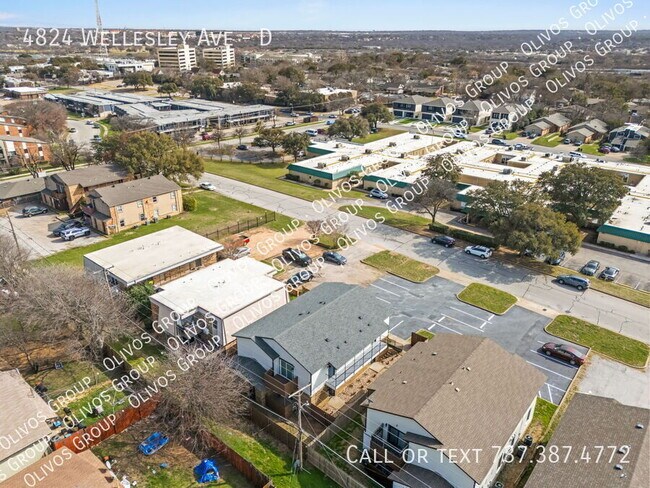 Building Photo - 4824 Wellesley Ave