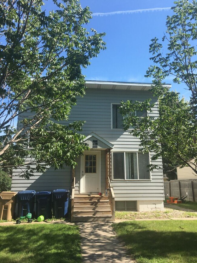 Primary Photo - 1229-1233 3rd Ave SE