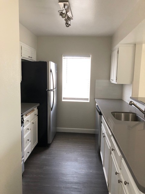 Building Photo - Summer House Apartments