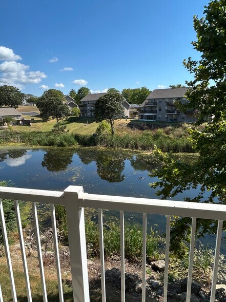 Building Photo - 34 Golfshores Dr