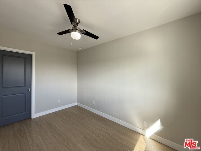 Building Photo - 1505 Cochran Ave