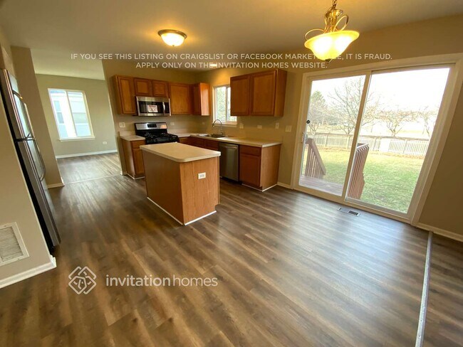 Building Photo - 287 Clarendon Ln