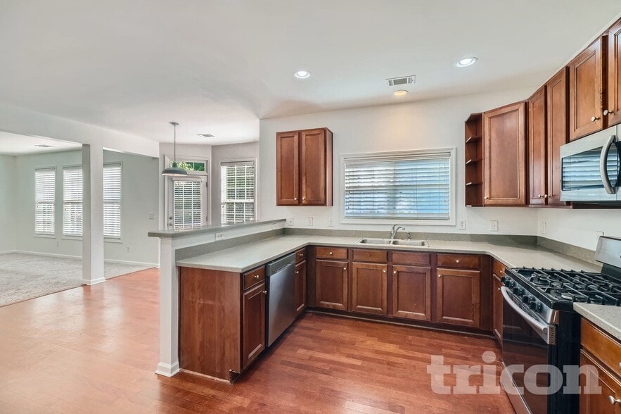 Building Photo - 2 Neely Run