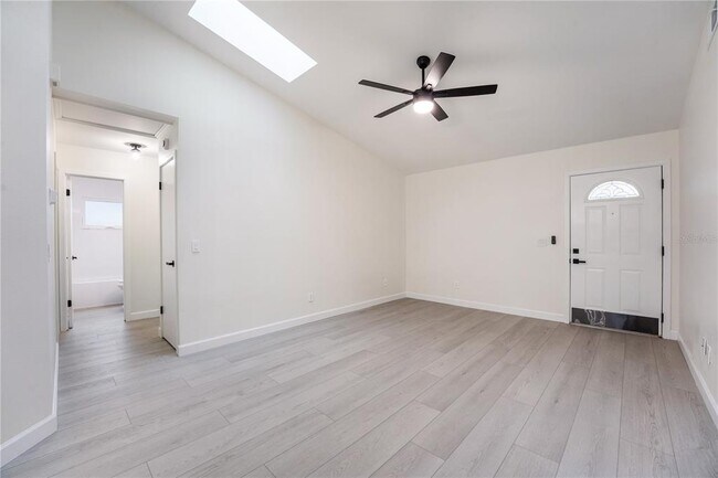 Building Photo - 104 N Glenwood Ave