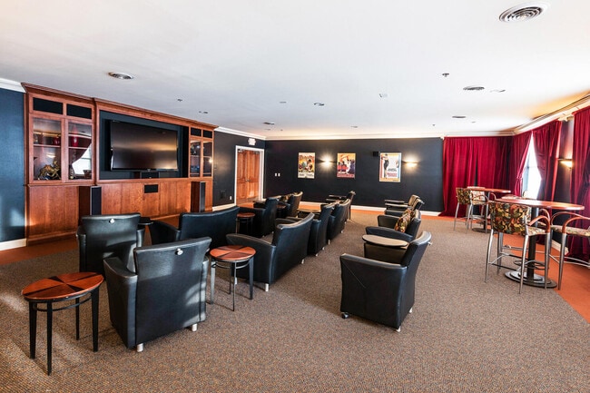 Building Photo - 4120 S Lake Dr